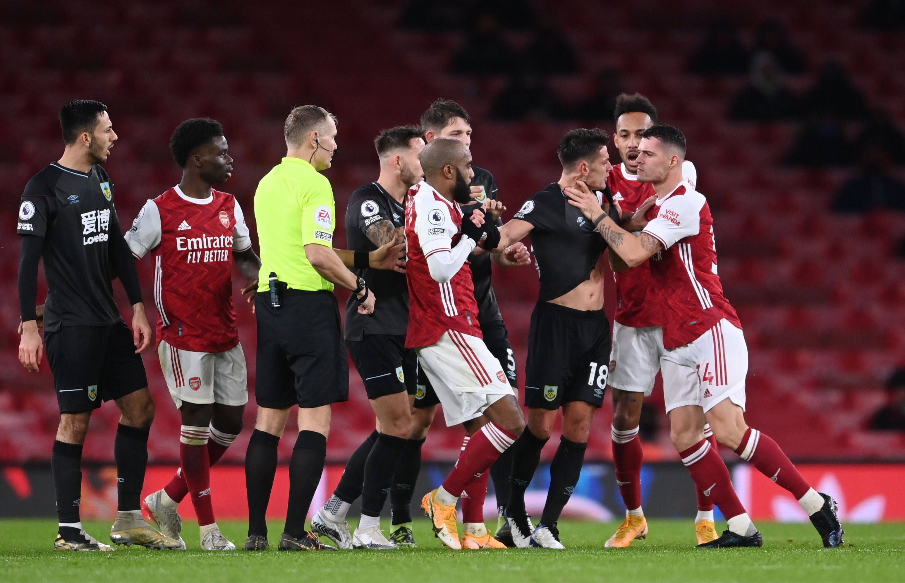 发了热议 发了热议