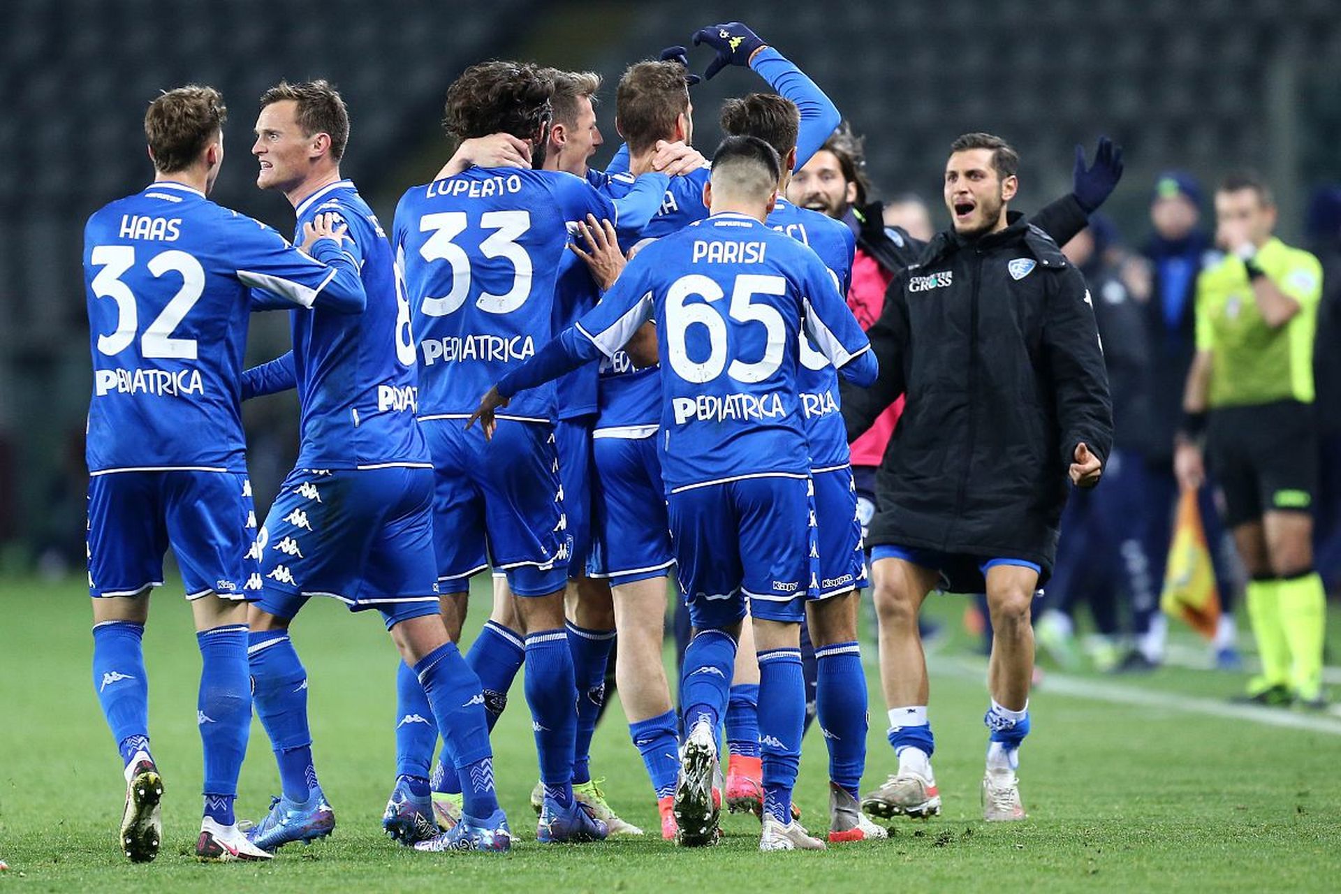 在禁区内精 在禁区内精